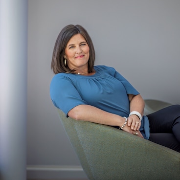 Portrait of Stephanie Queisert 